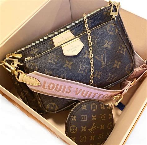 bootleg louis vuitton wallet|louis vuitton purse knockoff.